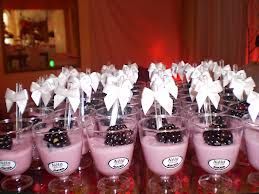 Tacinhas de Acrilico com Brigadeiro